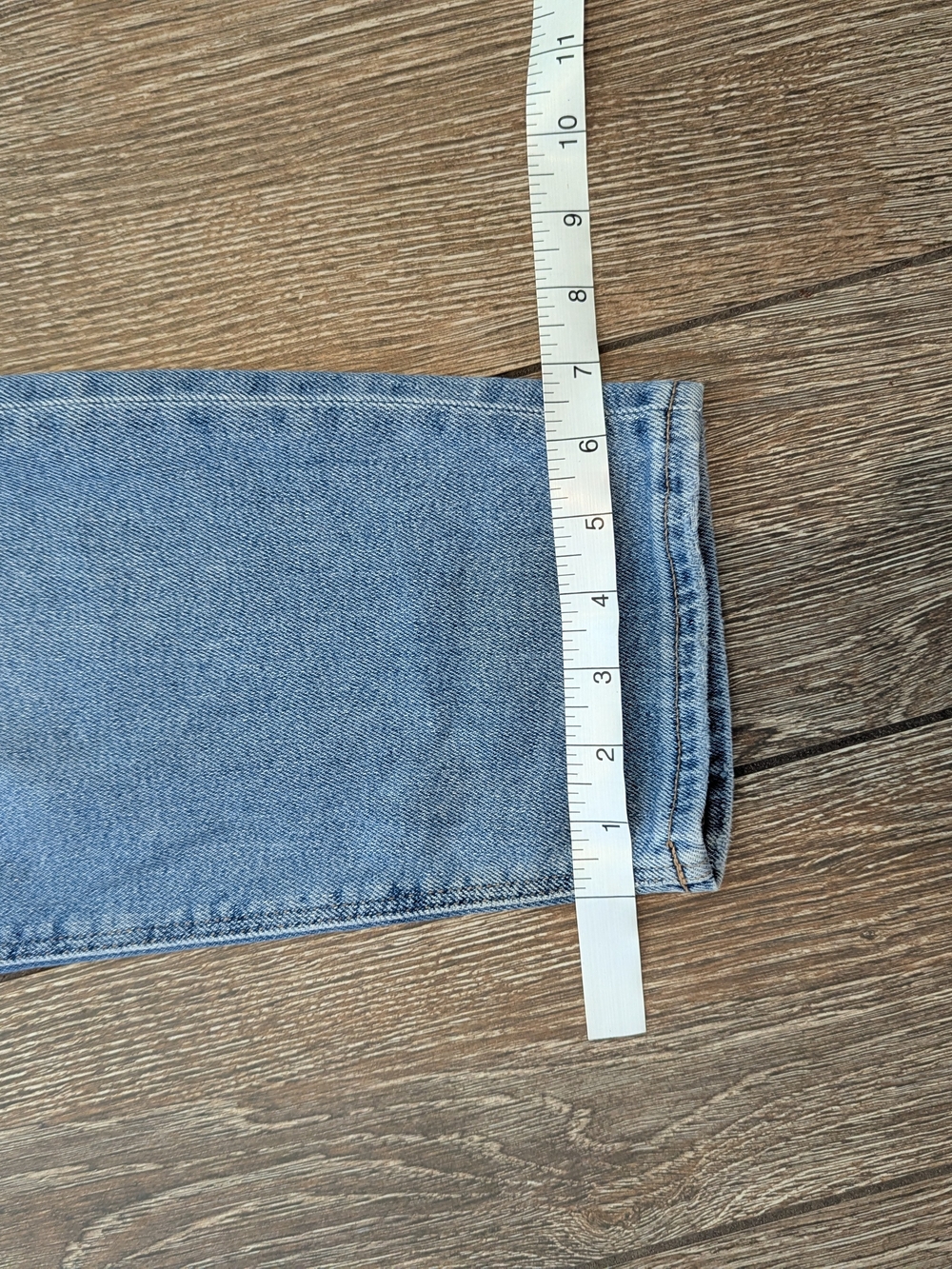 American Eagle Mom Jeans Size 10 Medium Wash High Rise 27 Inch Inseam - Picture 11 of 11